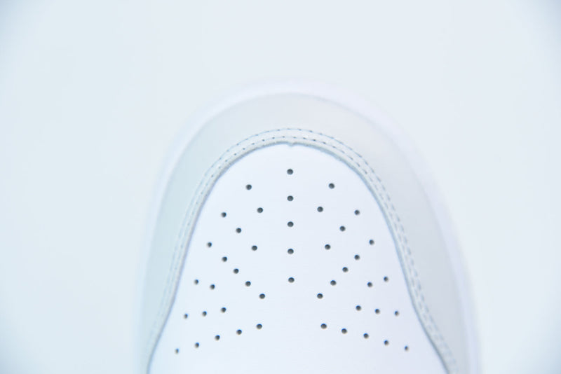 Nike Dunk Low "Photon Dust"