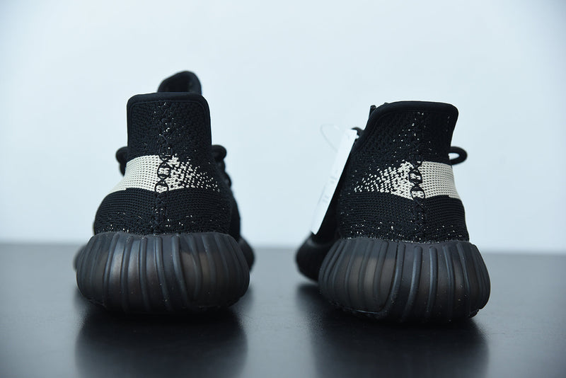 Adidas Yeezy Boost 350 V2 Oreo