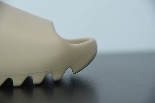 Adidas Yeezy Slide Pure