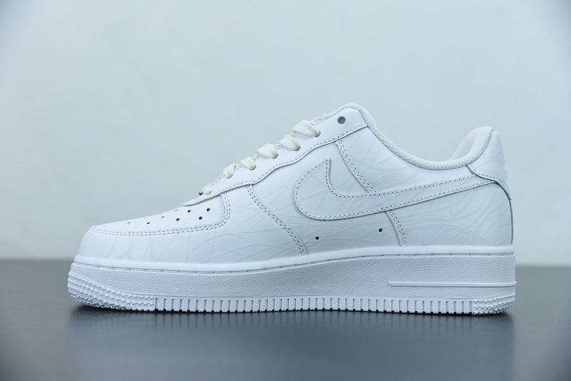 Nike Air Force 1 Noctilucent