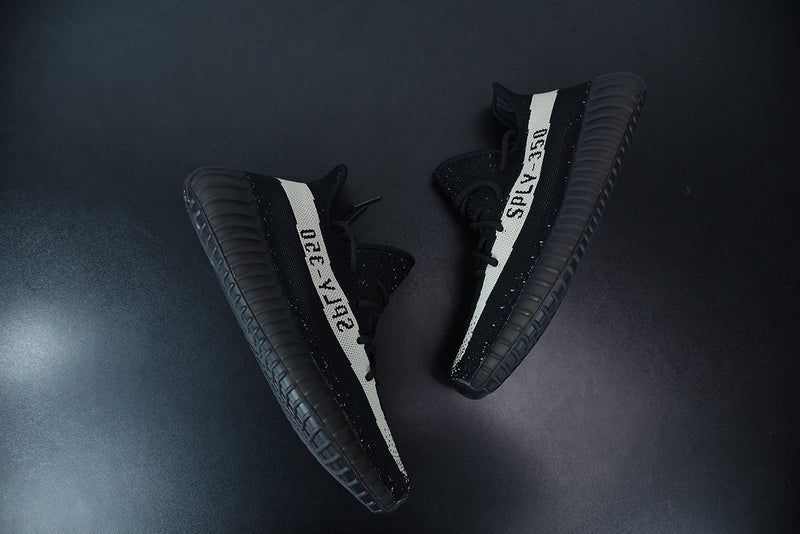 Adidas Yeezy Boost 350 V2 Oreo
