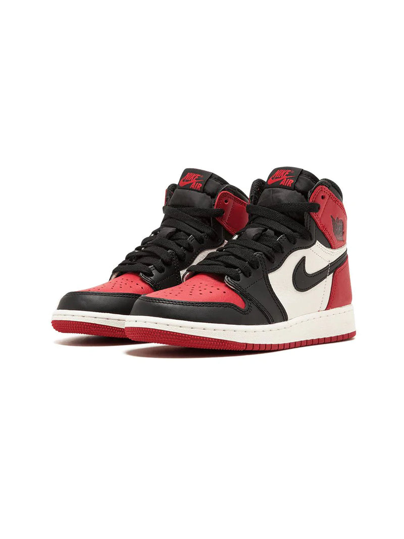Nike Air Jordan 1 Retro High Kids "Black Toe"
