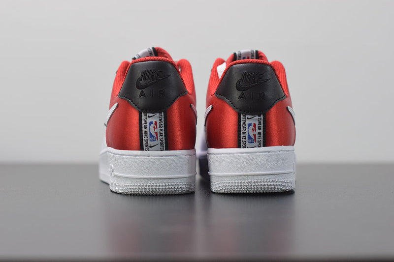 Nike Air Force 1 LV8 1 White Red