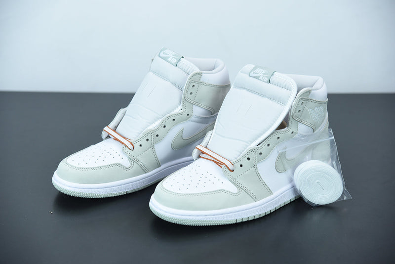 Nike Air Jordan 1 Retro High “Seafoam”