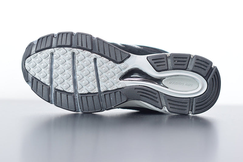 New Balance 990v4 "Kith Black"