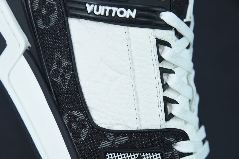 Louis Vuitton LV Trainer Black