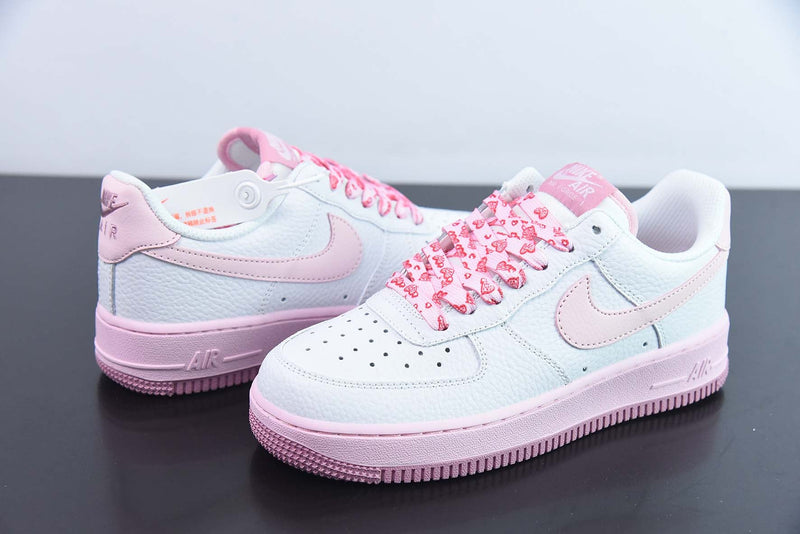 Nike Air Force 1 Low "White Pink"