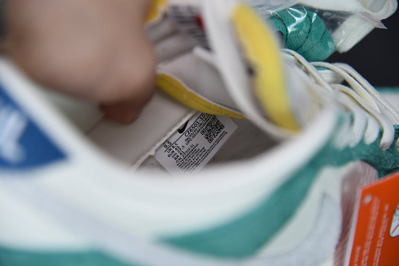 Nike Dunk Low x Kasina 'Road Sign'