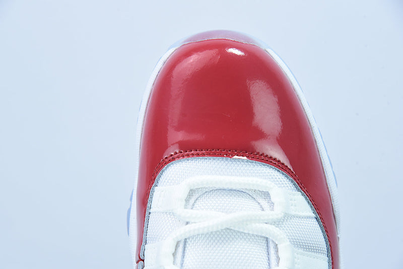Nike Air Jordan 11 Retro High "White Red"