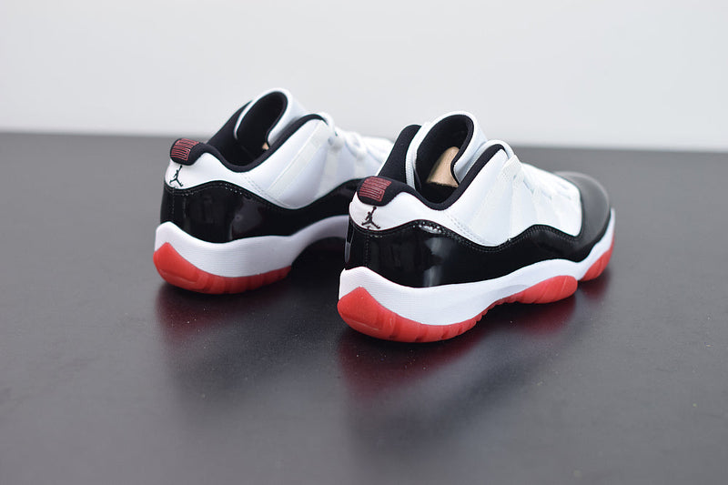 Nike Air Jordan 11 Low Concord Bred