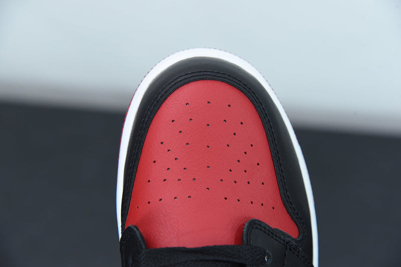 Nike Air Jordan 1 Low "Bred Toe"