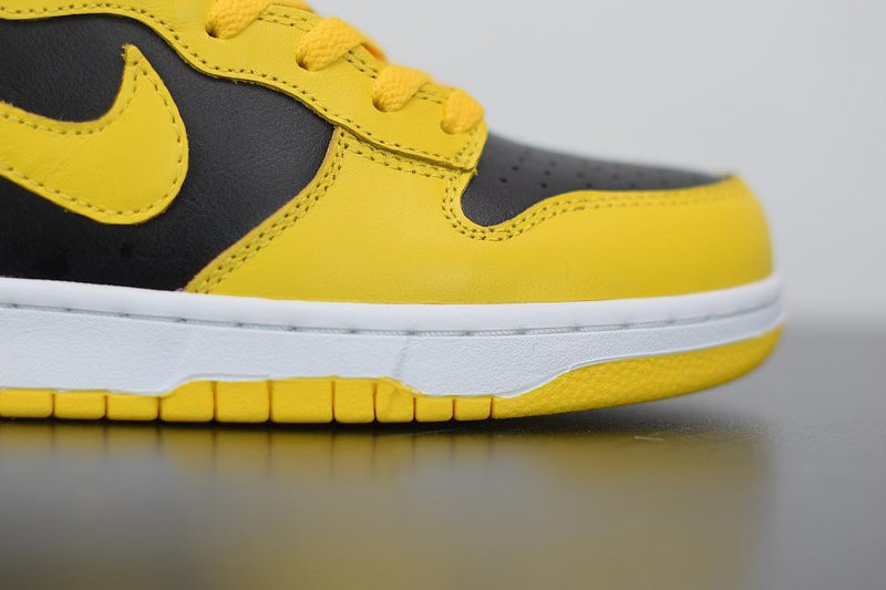 Nike Dunk High SP “Varsity Maize” - futurerunners