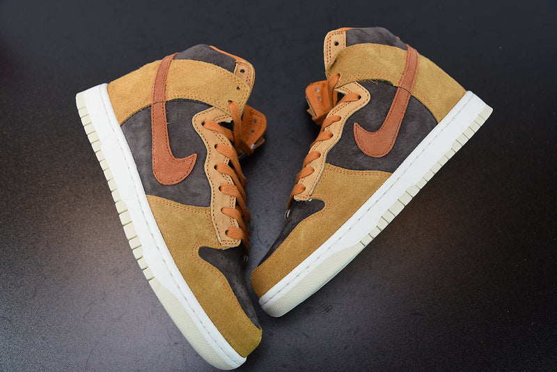 Nike Dunk High "Dark Curry"