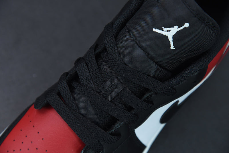 Nike Air Jordan 1 Low "Bred Toe"