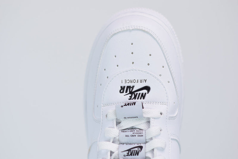 Nike Air Force 1 07 LV8 3
