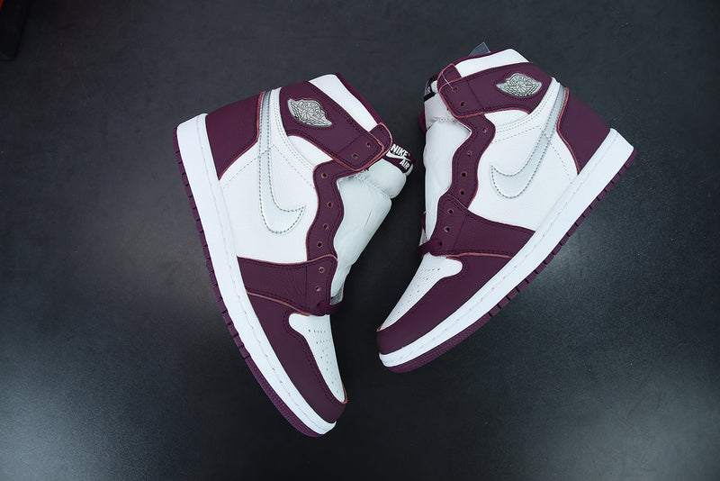 Nike Air Jordan 1 Retro High "Bordeaux"