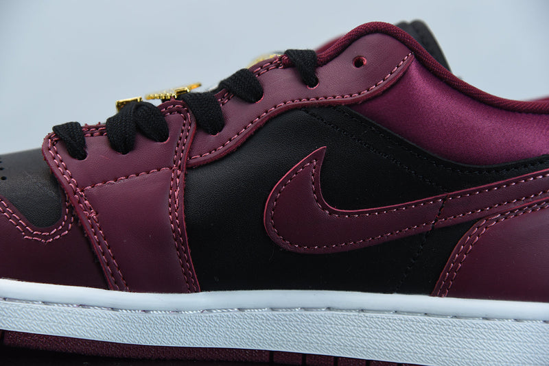 Nike Air Jordan 1 Low "Dark Beetroot Black"