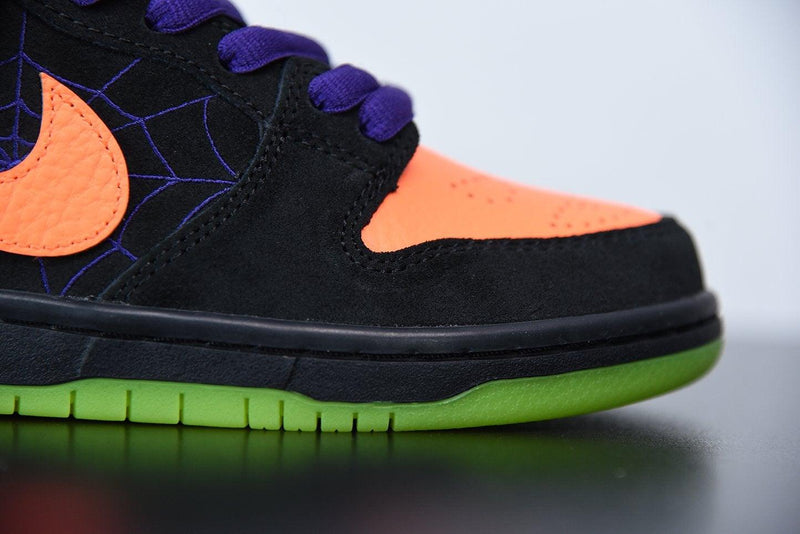 Nike SB Dunk Low Night of Mischief Halloween - futurerunners