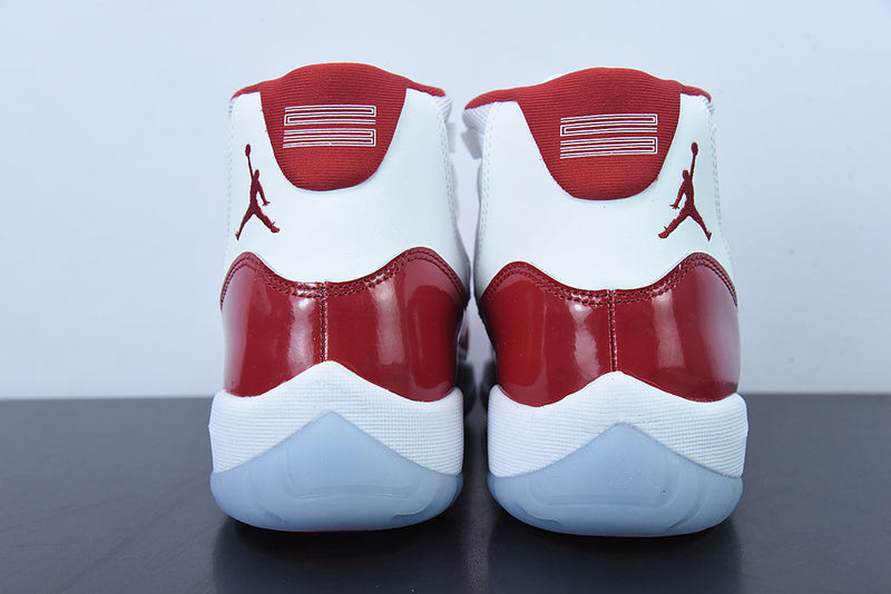 Nike Air Jordan 11 Retro High "White Red"