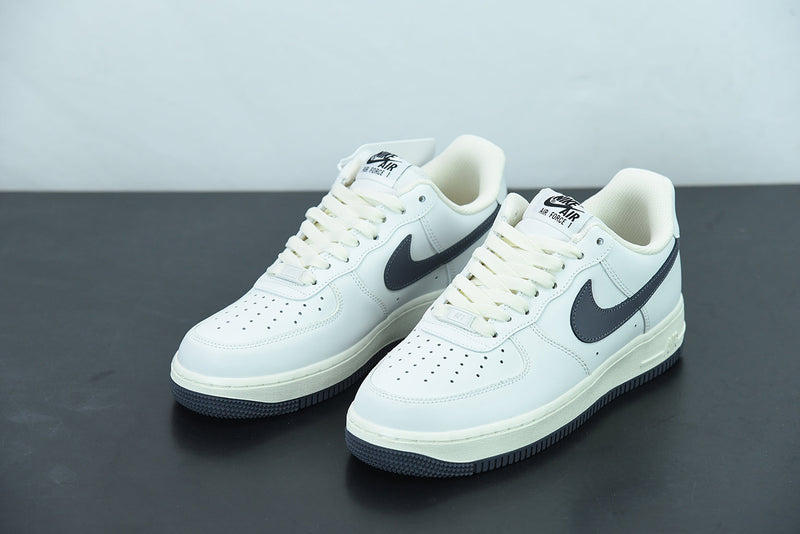 Nike Air Force 1 Beige Coalash