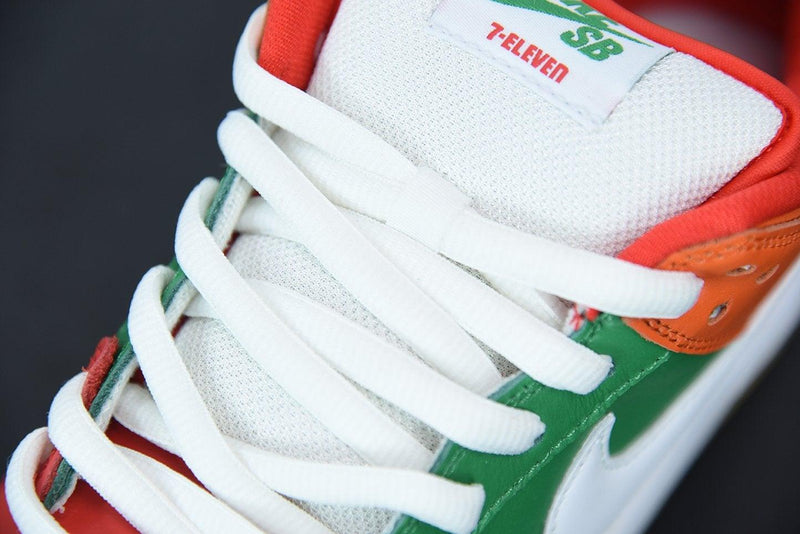 Nike SB Dunk Low 7 Eleven - futurerunners
