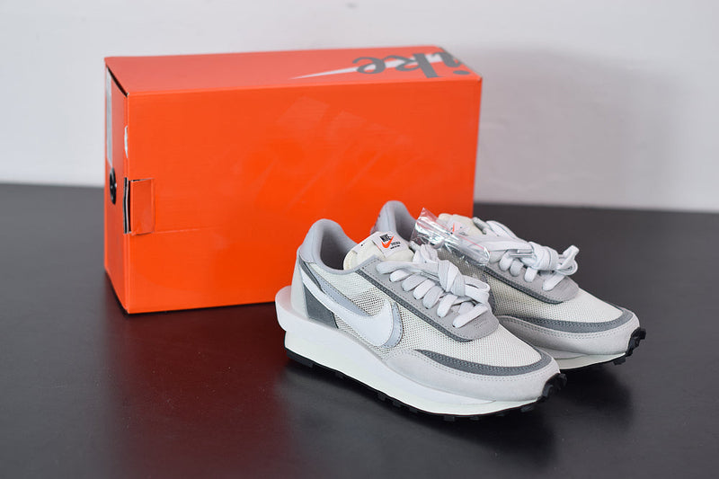 Nike X Sacai LD Waffle Summit White