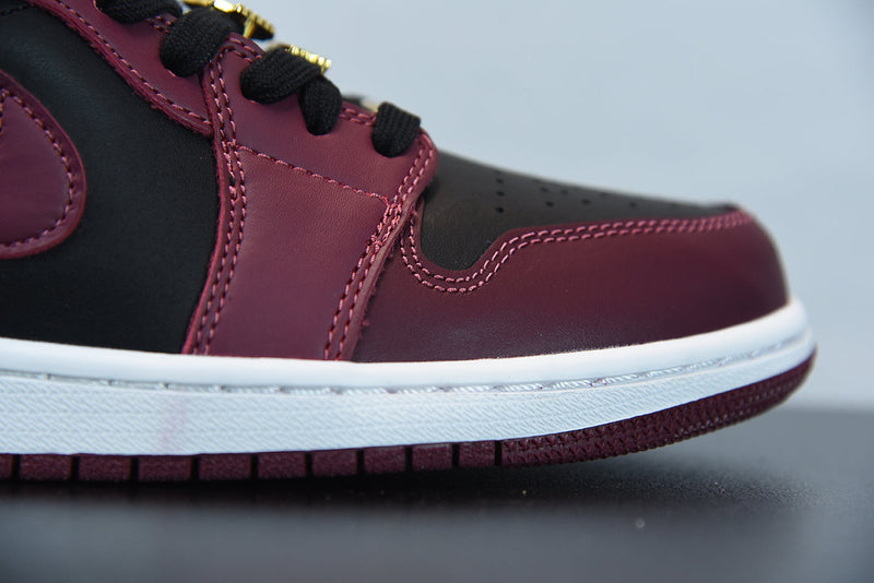 Nike Air Jordan 1 Low "Dark Beetroot Black"