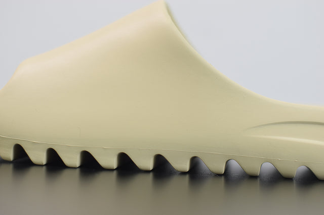 Adidas Yeezy Slide Bone