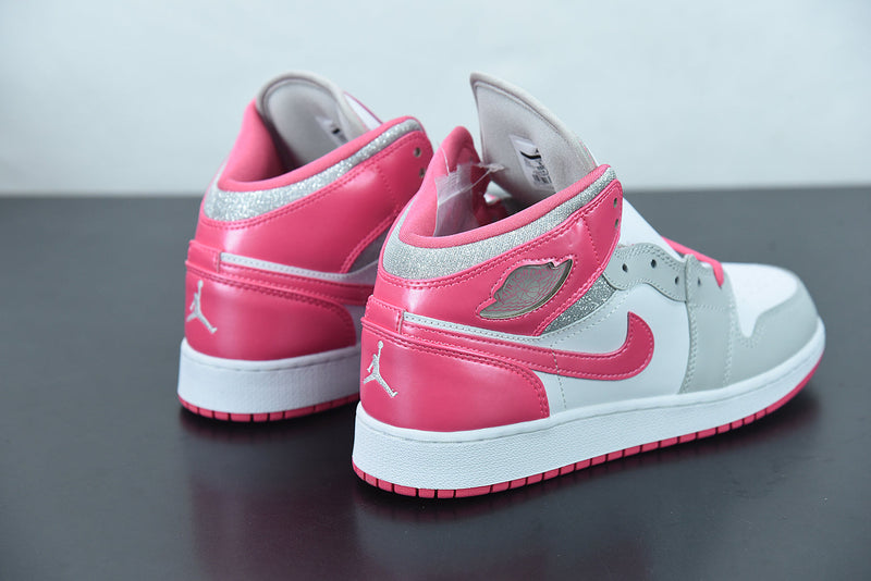 Nike Air Jordan 1 Mid  "Platinum Pink"