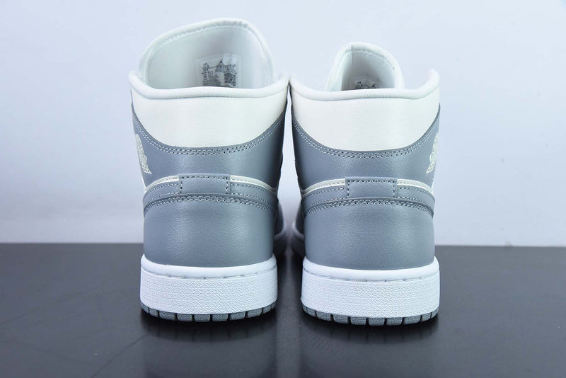 Nike Air Jordan 1 Mid "Stealth"