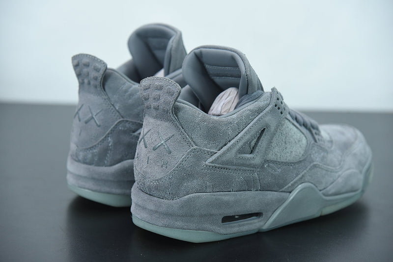Nike Air Jordan 4 Retro Kaws "Grey"
