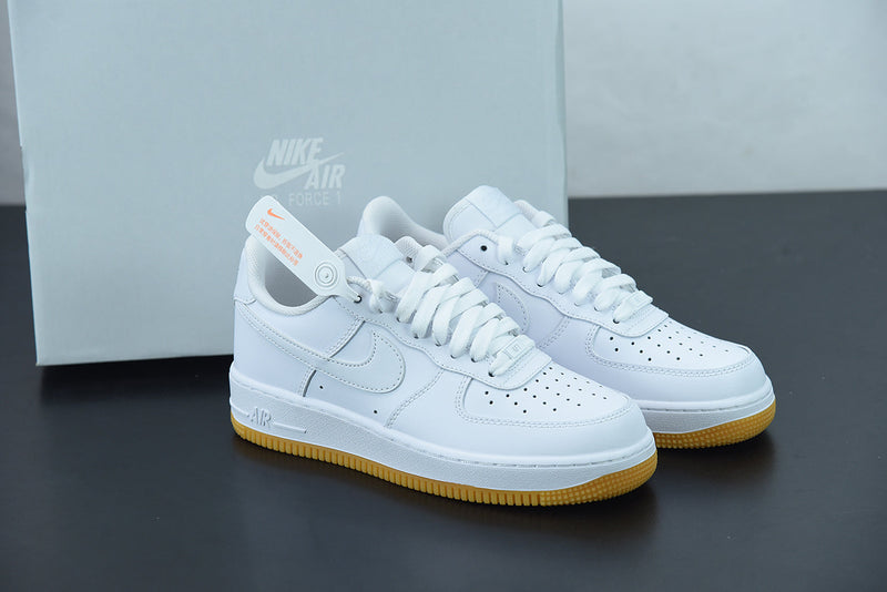 Nike Air Force 1 White Gum Light Brown