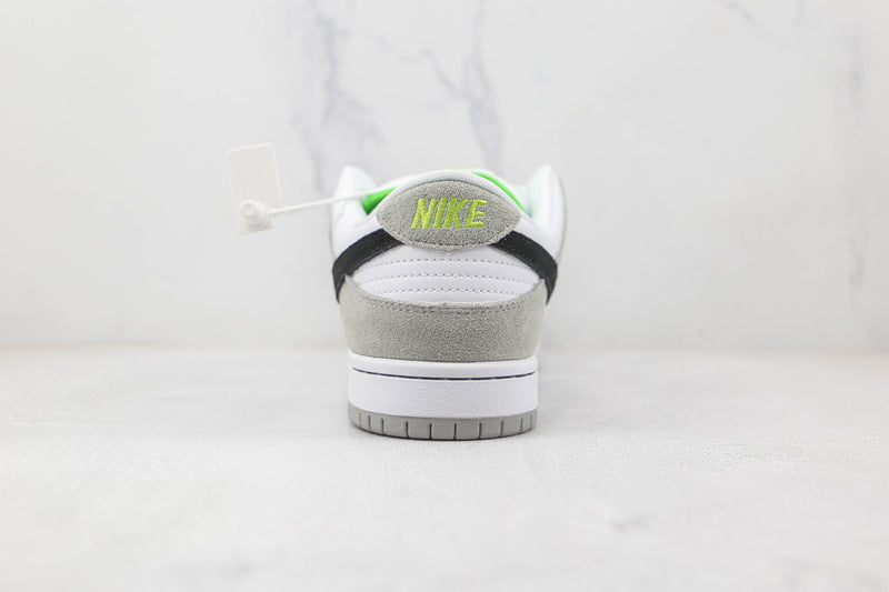 Nike Dunk Low Chlorophyll
