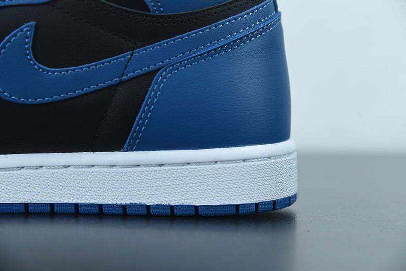 Nike Air Jordan 1 Retro High OG "Dark Marina Blue"