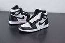 Nike Air Jordan 1 Retro High Black White