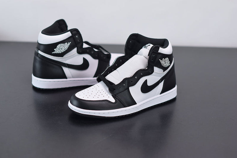 Nike Air Jordan 1 Retro High Black White
