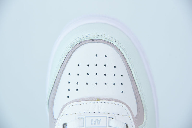 Nike Air Force 1 Pixel Barely Green