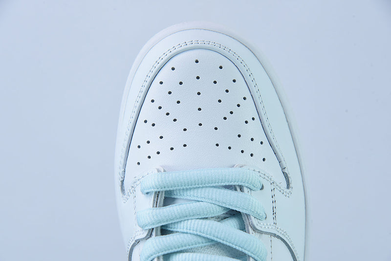 Nike SB Dunk Low "Be True"