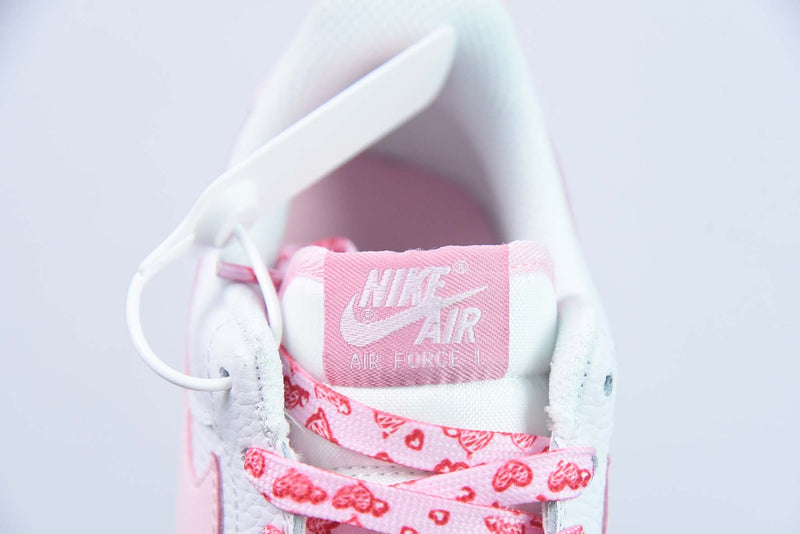 Nike Air Force 1 Low "White Pink"