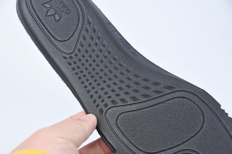 Adidas Yeezy Boost 350 V2  "Dazzling Blue"