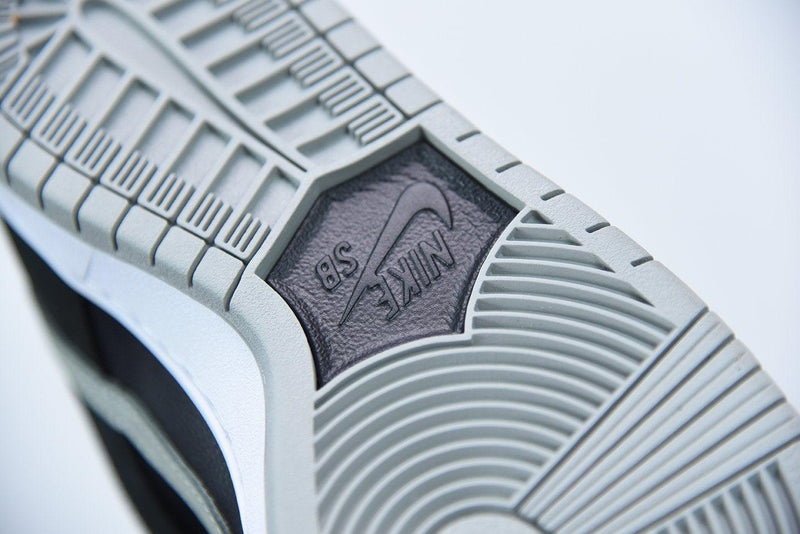 Nike SB Dunk Low J-Pack “Shadow” - futurerunners