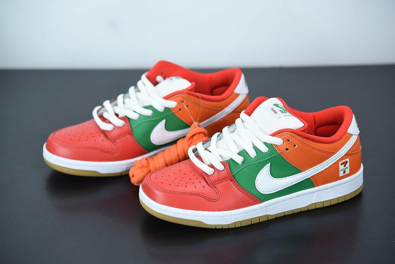 Nike SB Dunk Low 7 Eleven - futurerunners