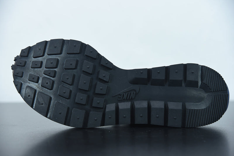 Nike x Sacai Vaporwaffle Sesame
