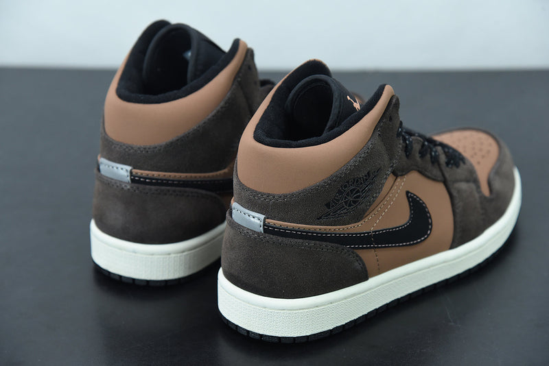 Nike Air Jordan 1 Mid SE "Brown"