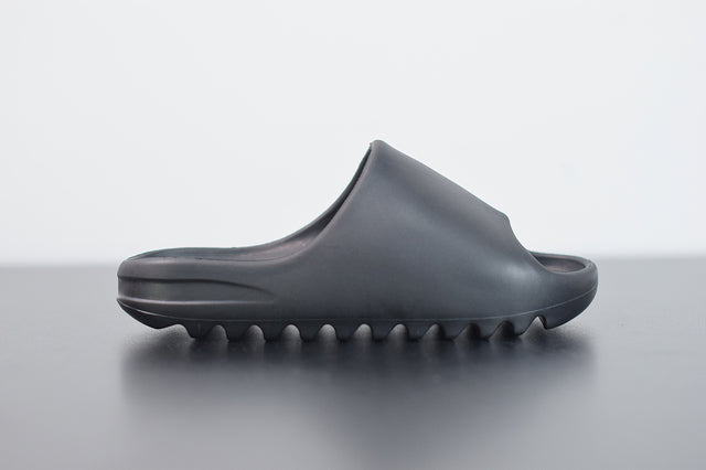 Adidas Yeezy Slide Soot