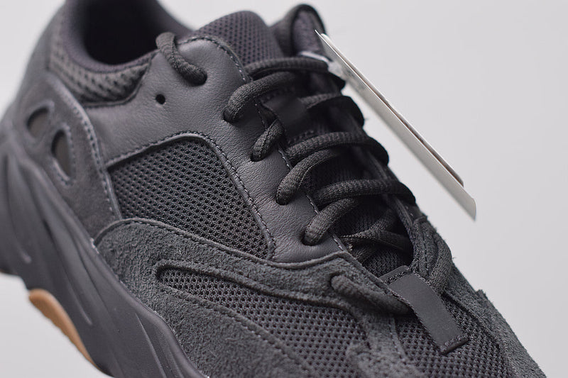Adidas Yeezy Boost 700 ''Utility Black''