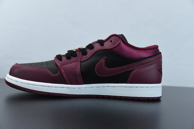 Nike Air Jordan 1 Low "Dark Beetroot Black"
