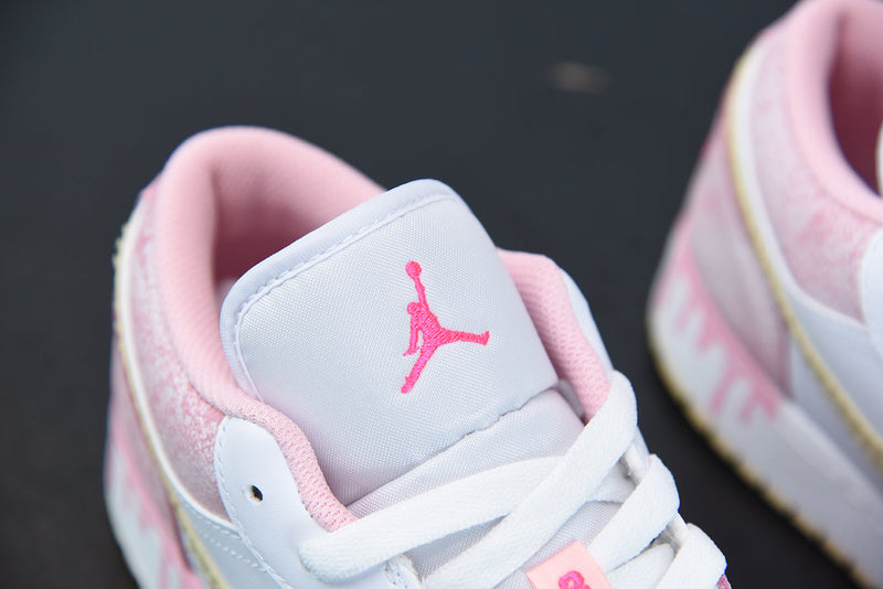 Nike Air Jordan 1 Low GS "Strawberry Ice Cream"