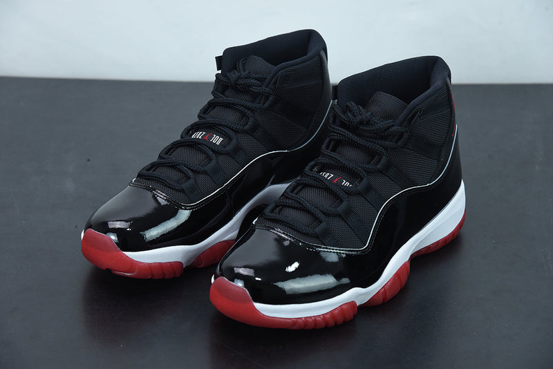 Nike Air Jordan 11 Retro Playoffs Bred