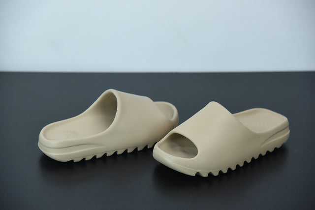 Adidas Yeezy Slide Pure